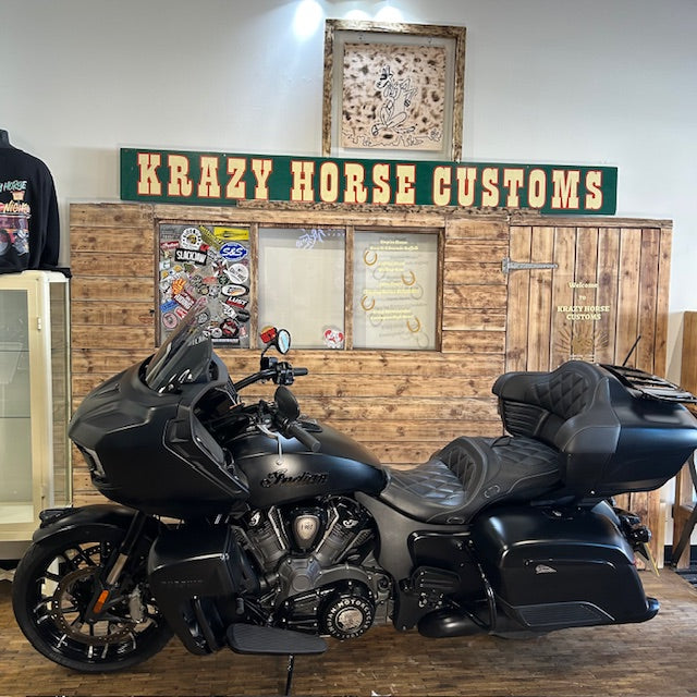 INDIAN PURSUIT DARK HORSE - BLACK SMOKE - PreLoved