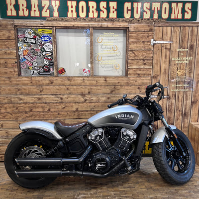 INDIAN SCOUT BOBBER - STAR SILVER/BLK SMOKE - PreLoved