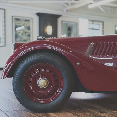 Morgan 4/4 80th Anniversary - 80th Anniversary Red