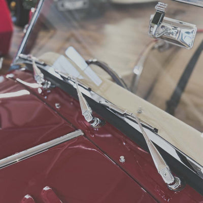 Morgan 4/4 80th Anniversary - 80th Anniversary Red