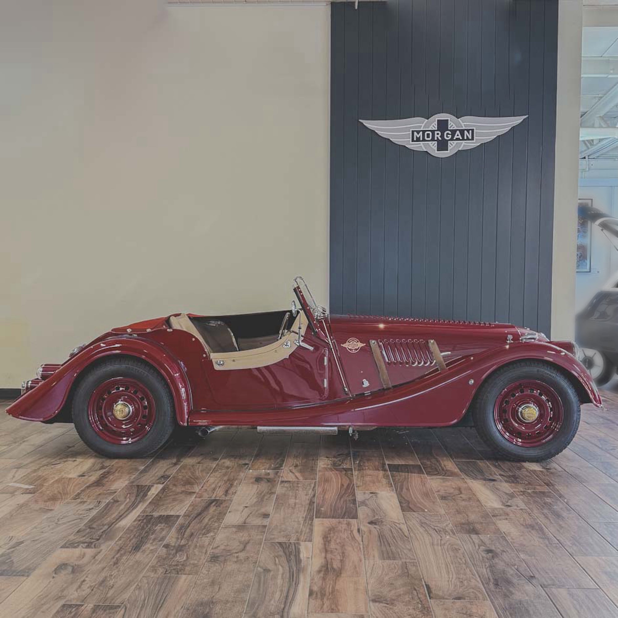 Morgan 4/4 80th Anniversary - 80th Anniversary Red