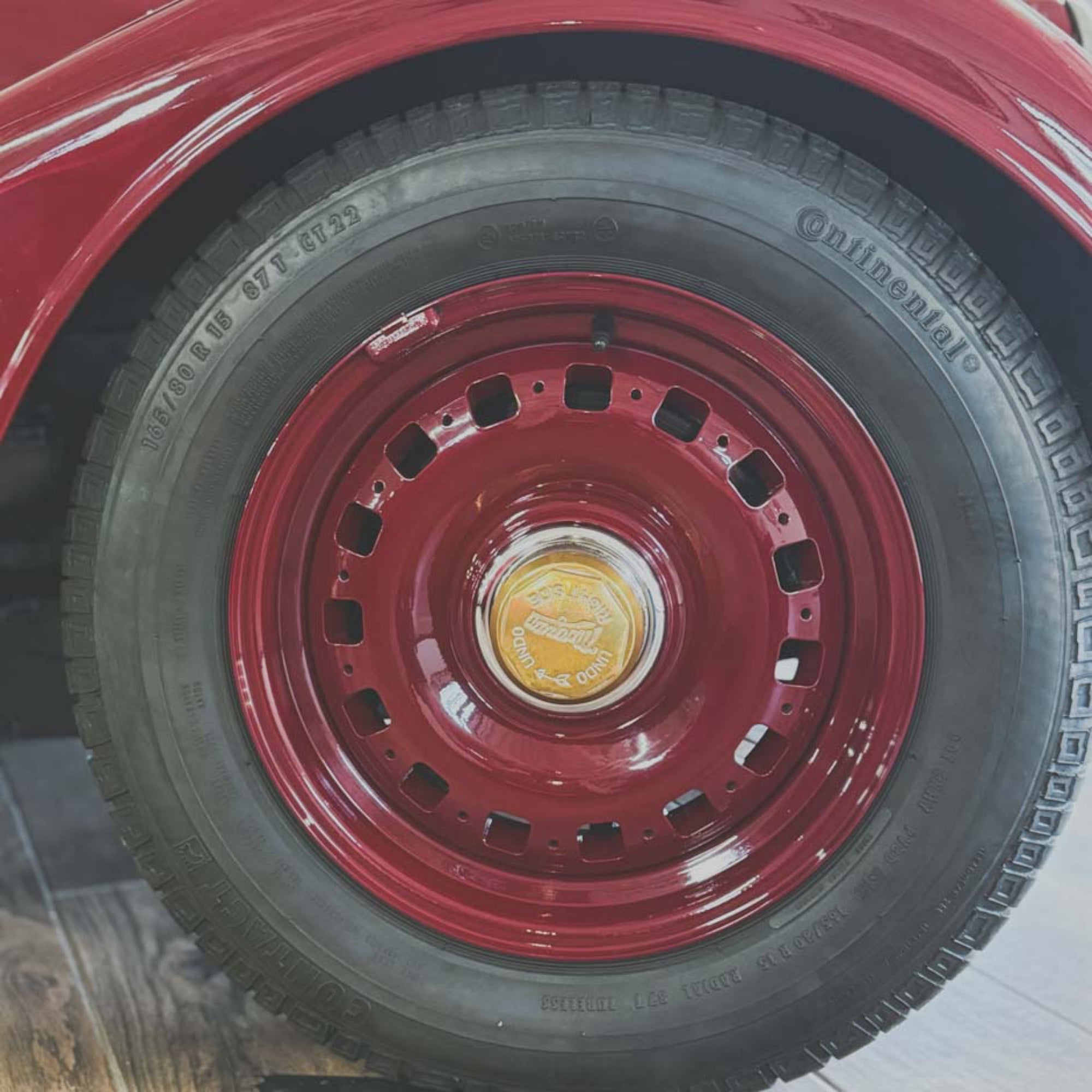 Morgan 4/4 80th Anniversary - 80th Anniversary Red