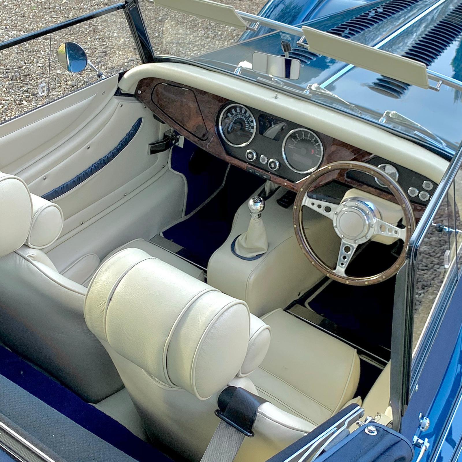 Morgan Roadster - Rolls Royce Blue