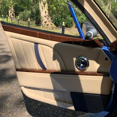 Morgan Mk5 Aero 8 - Topaz Blue Metallic with Ivory leather