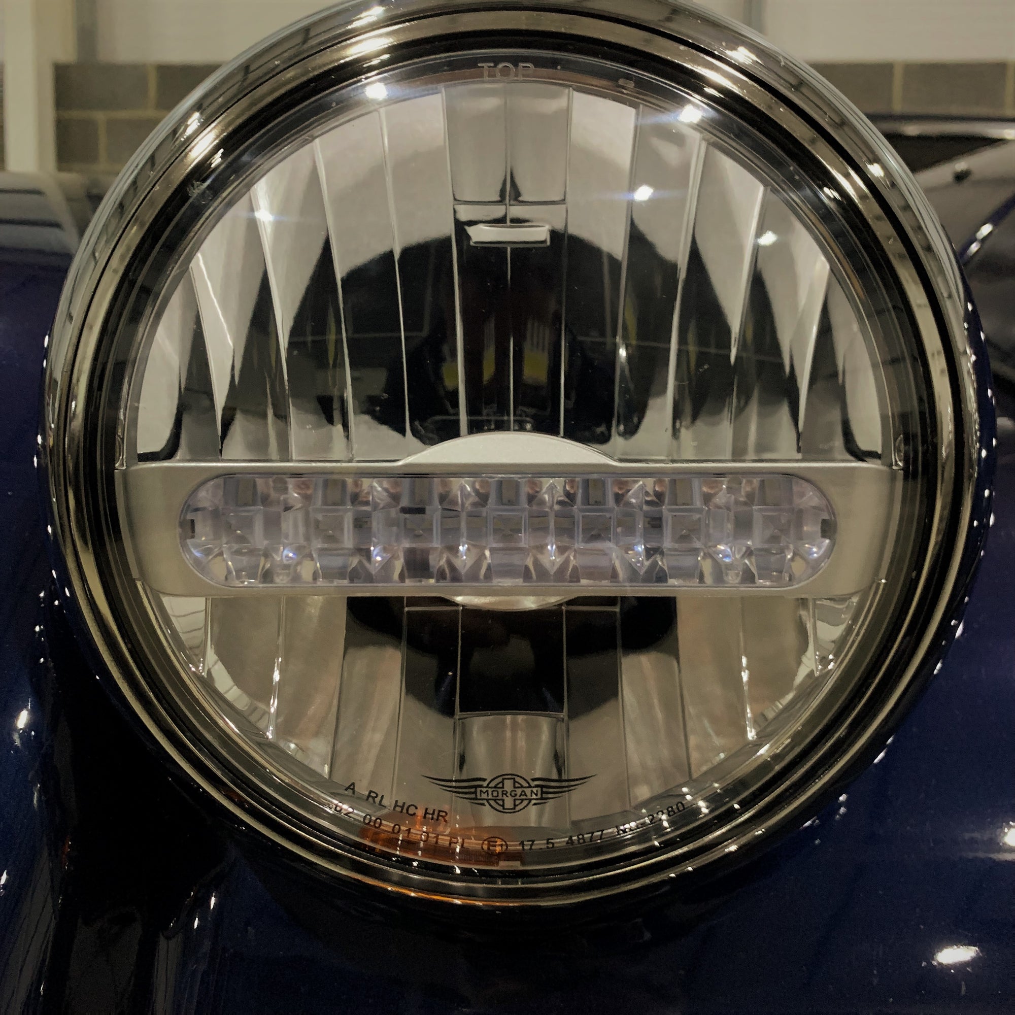 Morgan Roadster 3.7 V6 Manual - Dark Sapphire Pearlescent Paint