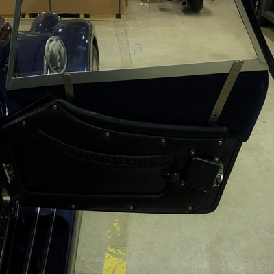 Morgan Roadster 3.7 V6 Manual - Dark Sapphire Pearlescent Paint