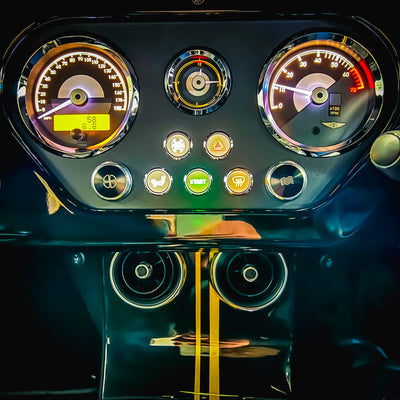 Morgan Plus Six Touring 6 Cyl. 3.0 Twin Scroll Turbo - Chevron White Metallic