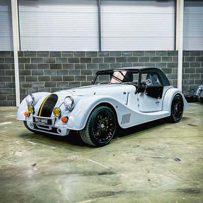SOLD - Morgan Plus Six Touring 6 Cyl. 3.0 Twin Scroll Turbo - Chevron White Metallic