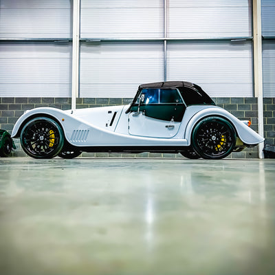 SOLD - Morgan Plus Six Touring 6 Cyl. 3.0 Twin Scroll Turbo - Chevron White Metallic