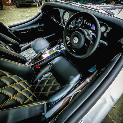 SOLD - Morgan Plus Six Touring 6 Cyl. 3.0 Twin Scroll Turbo - Chevron White Metallic