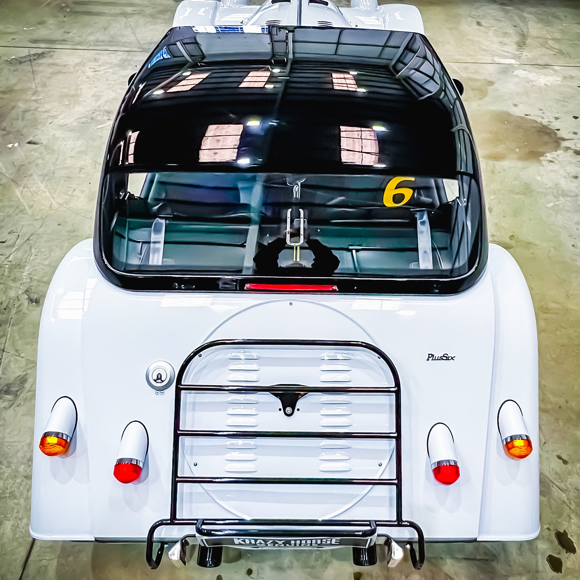 SOLD - Morgan Plus Six Touring 6 Cyl. 3.0 Twin Scroll Turbo - Chevron White Metallic