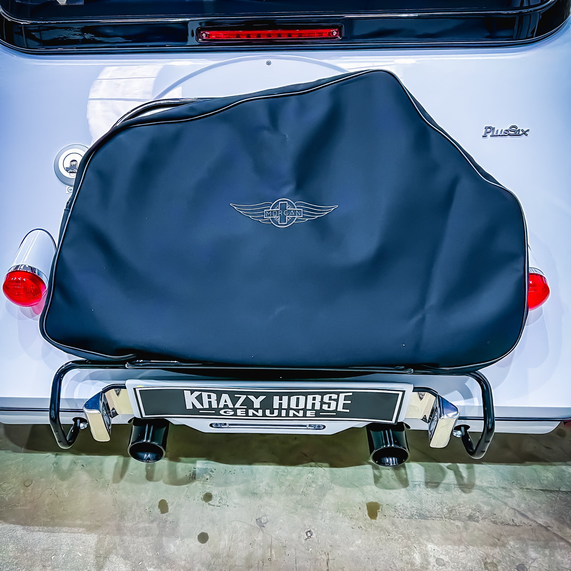 SOLD - Morgan Plus Six Touring 6 Cyl. 3.0 Twin Scroll Turbo - Chevron White Metallic