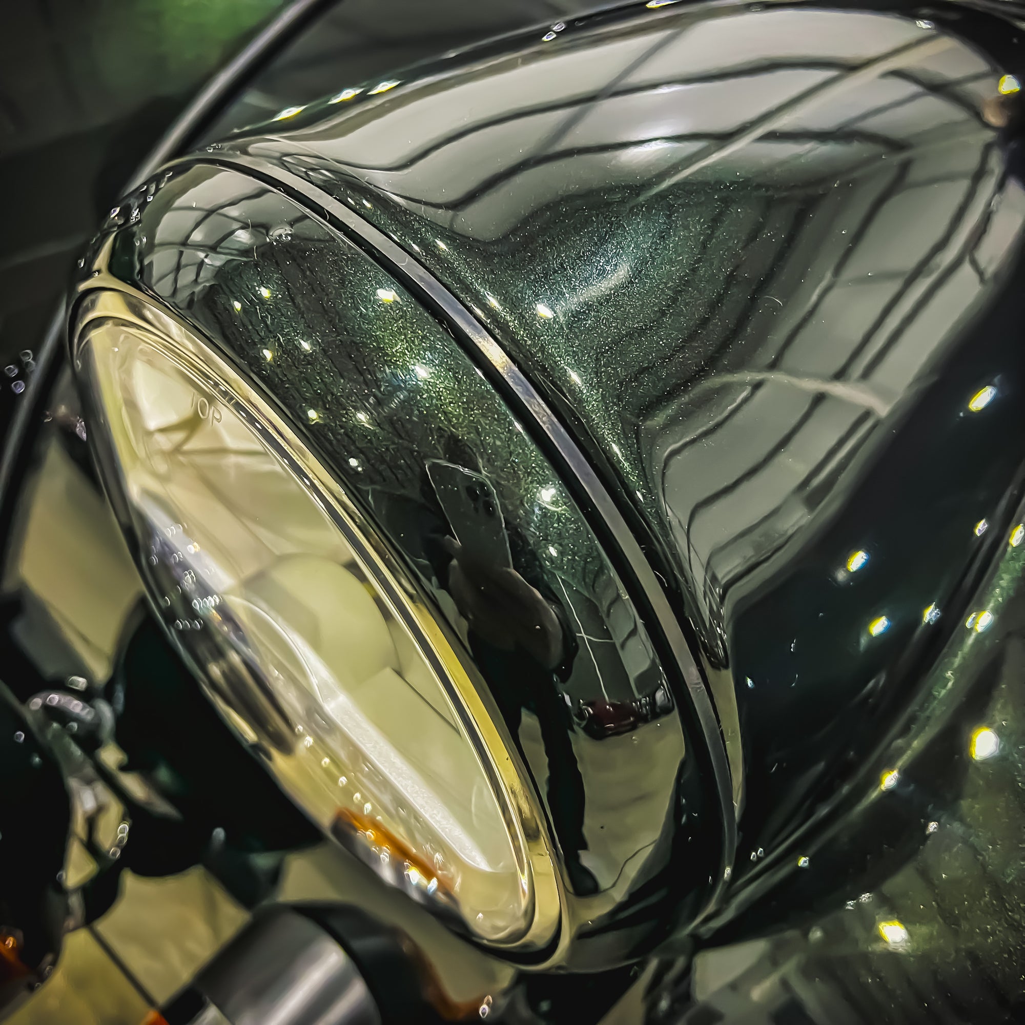 Morgan Plus Six - Dark Emerald Green Metallic