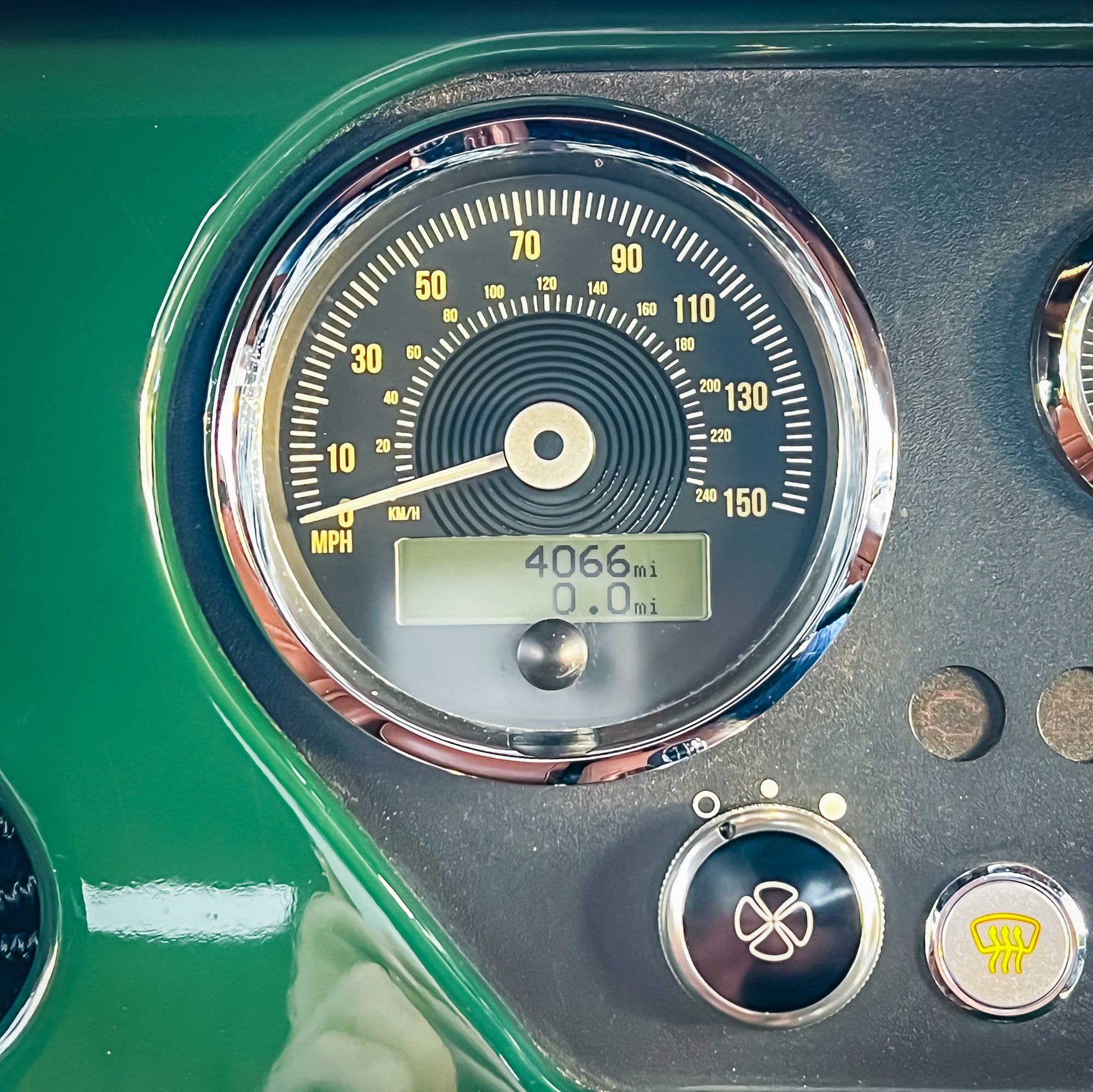 Morgan Plus 4 2.0 GDi 147BHP - Morgan Sport Green