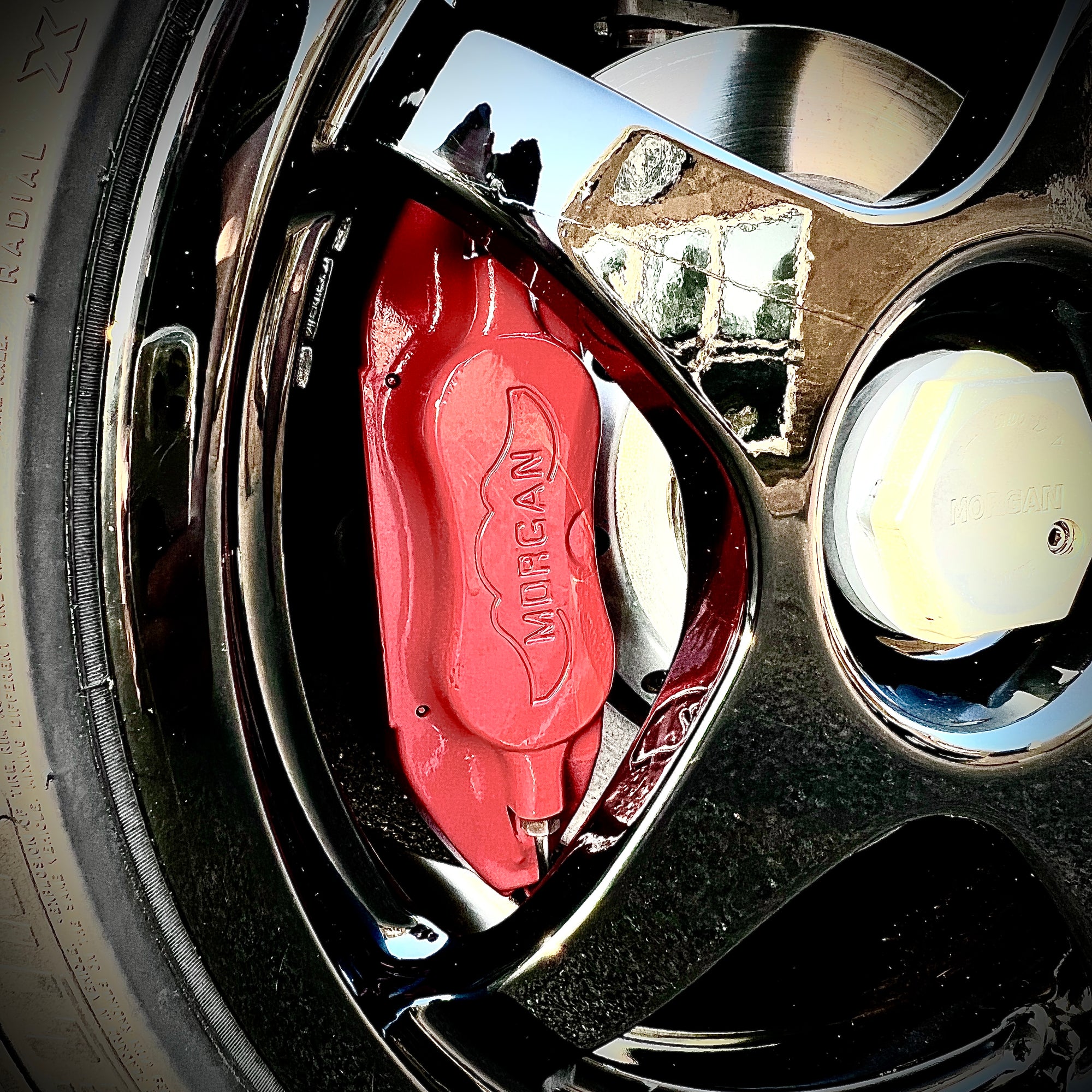 Morgan Areo 8 MK1 4.4 V8 Manual - Champagne Silver