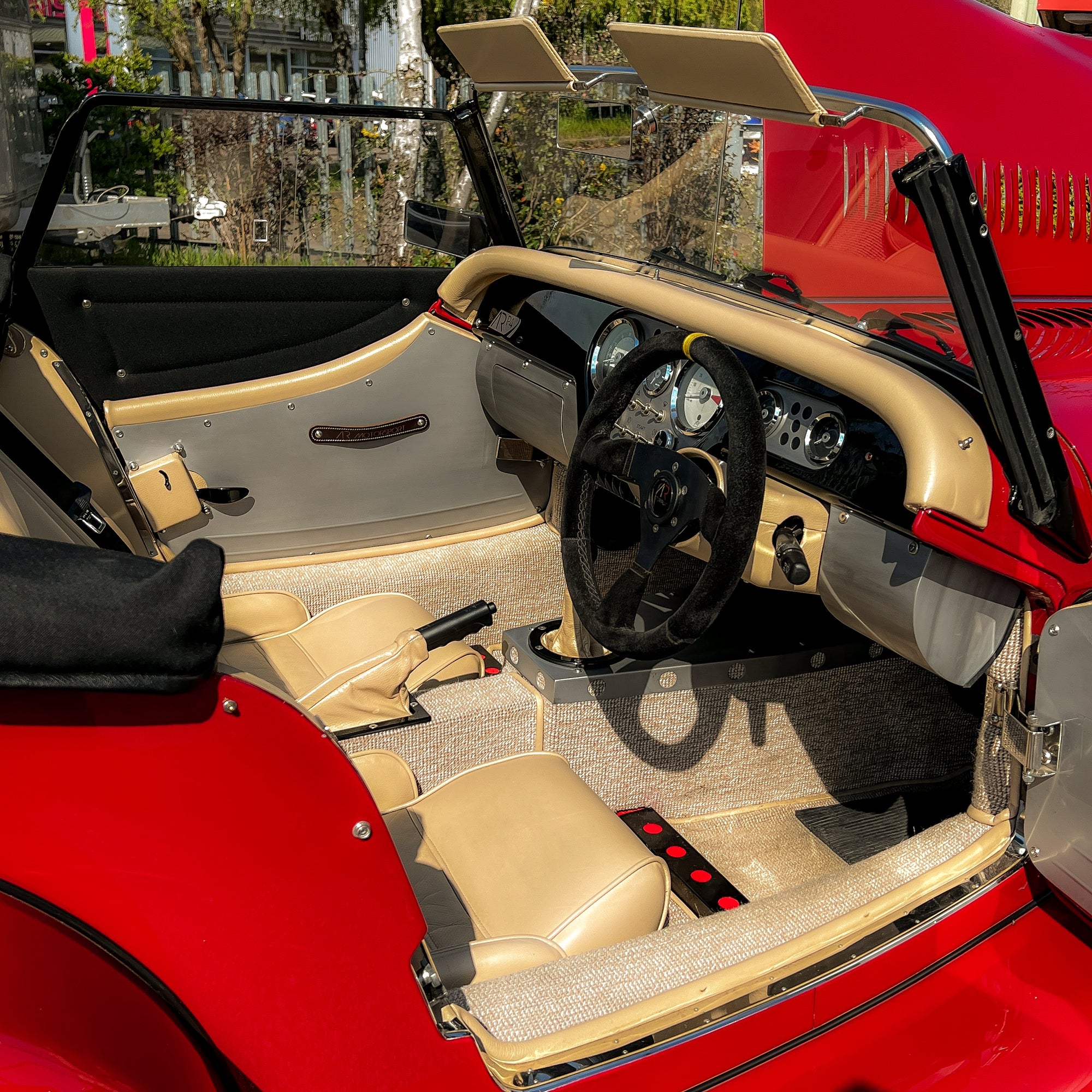 Morgan ARP4 Powered By Cosworth - Morgan Meteor Red