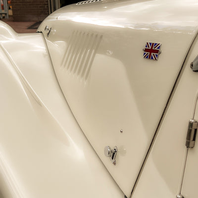 SOLD - Morgan Roadster 3.0 V6 223 BHP - Old English White