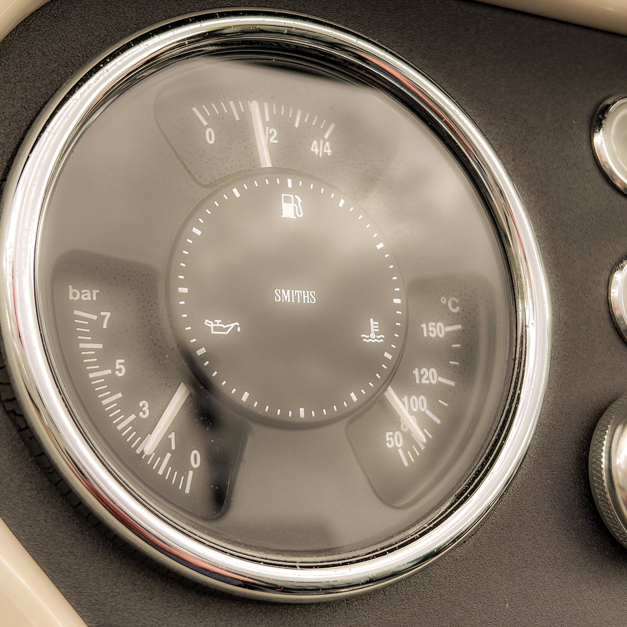 SOLD - Morgan Roadster 3.0 V6 223 BHP - Old English White