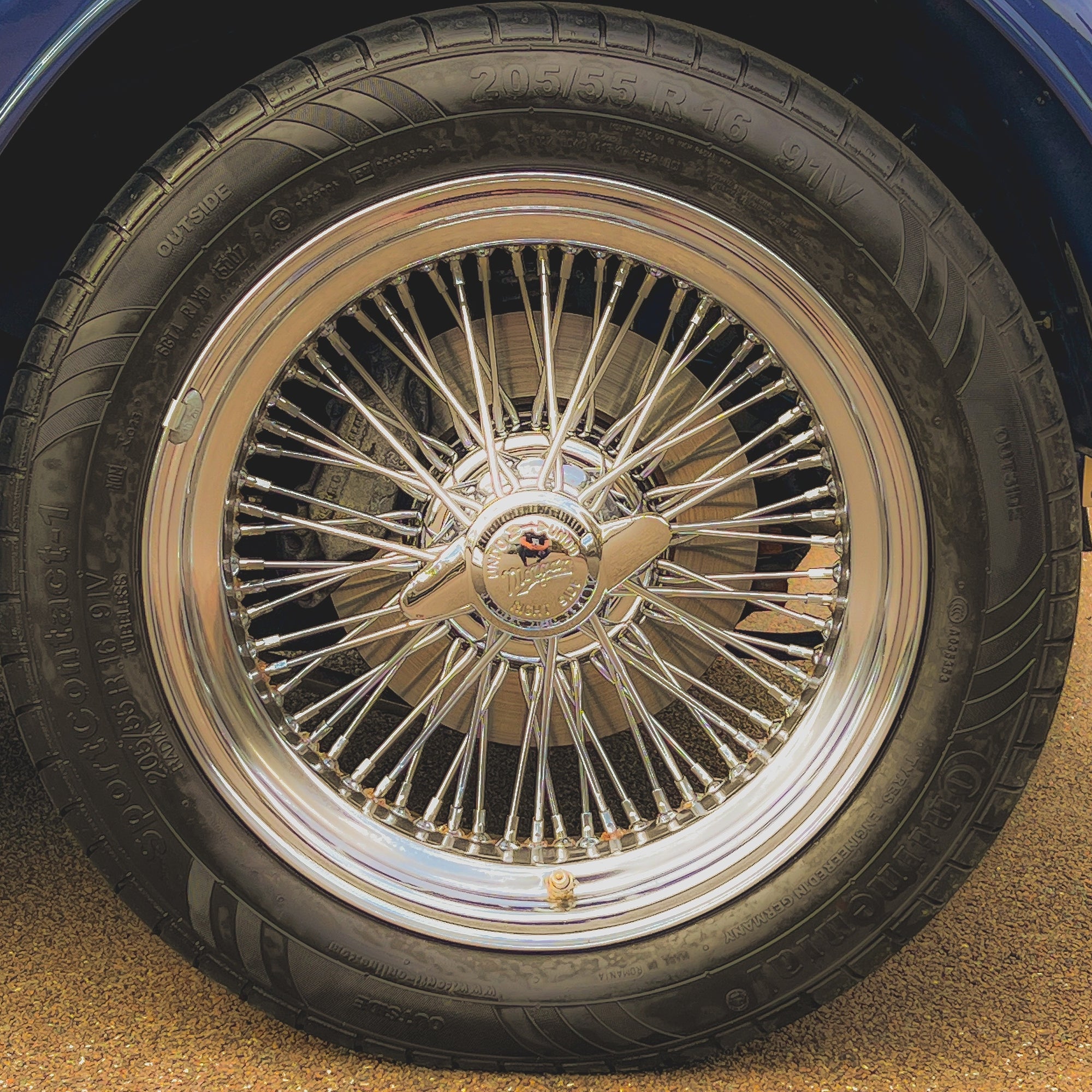 Morgan Plus 8 4.6 Ltr 220 BHP V8, SSL Front & Rear Suspension upgrade - Tour De France Blue