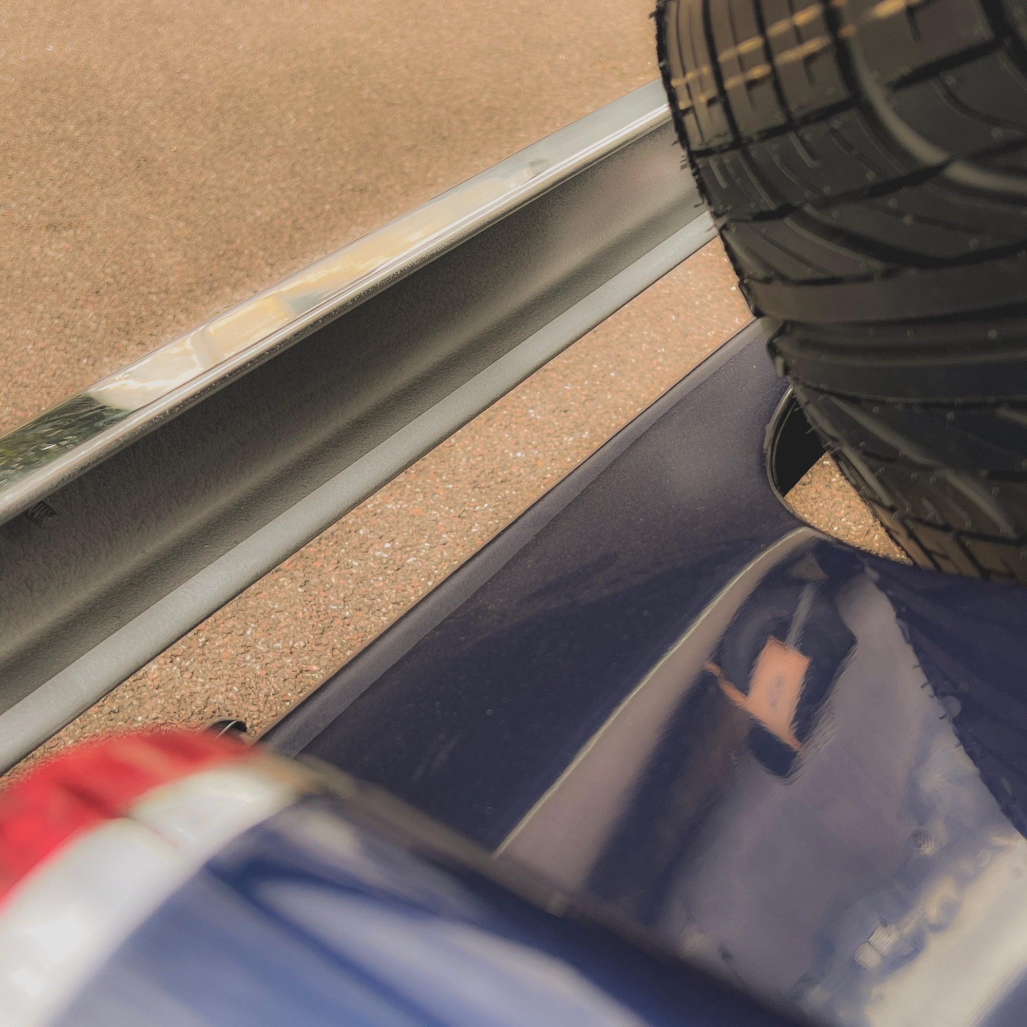 Morgan Plus 8 4.6 Ltr 220 BHP V8, SSL Front & Rear Suspension upgrade - Tour De France Blue