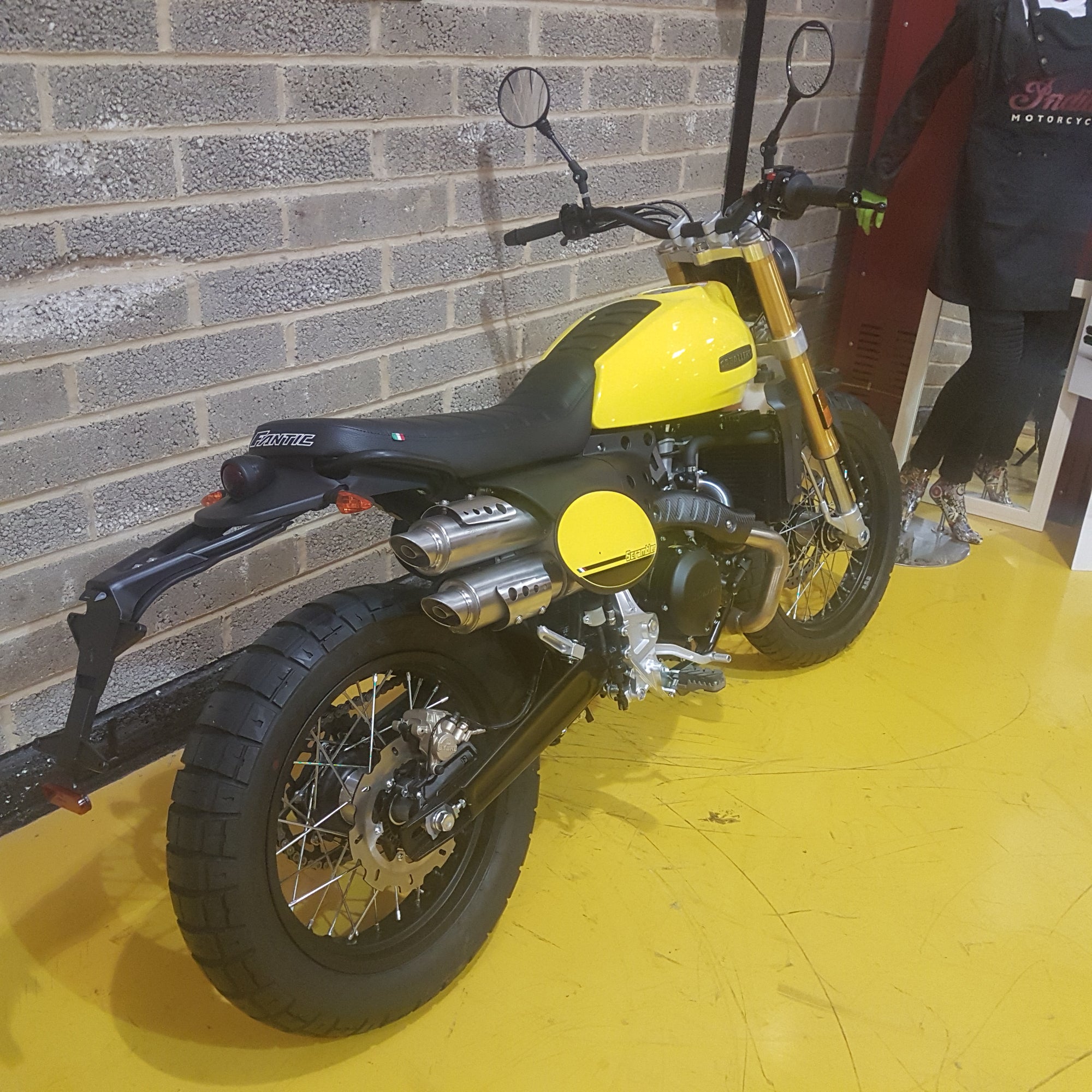 Fantic Caballero Scrambler 500 - Yellow