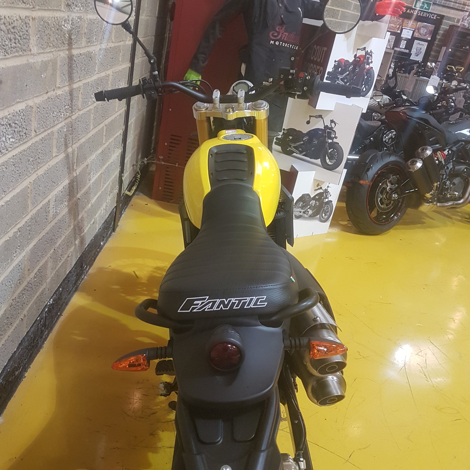 Fantic Caballero Scrambler 500 - Yellow