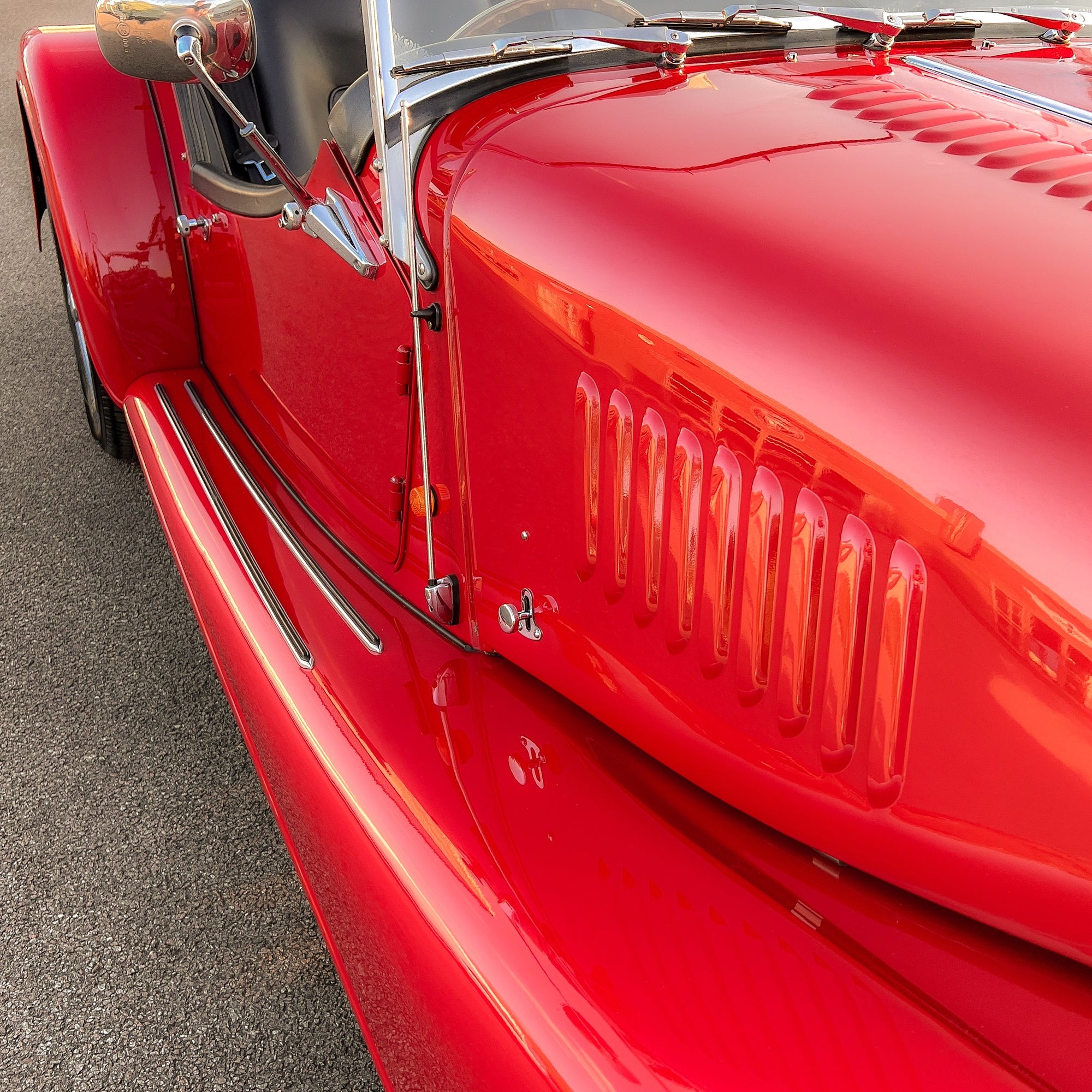 Morgan Plus 4 2.0 16v - Morgan Classic Sport Red