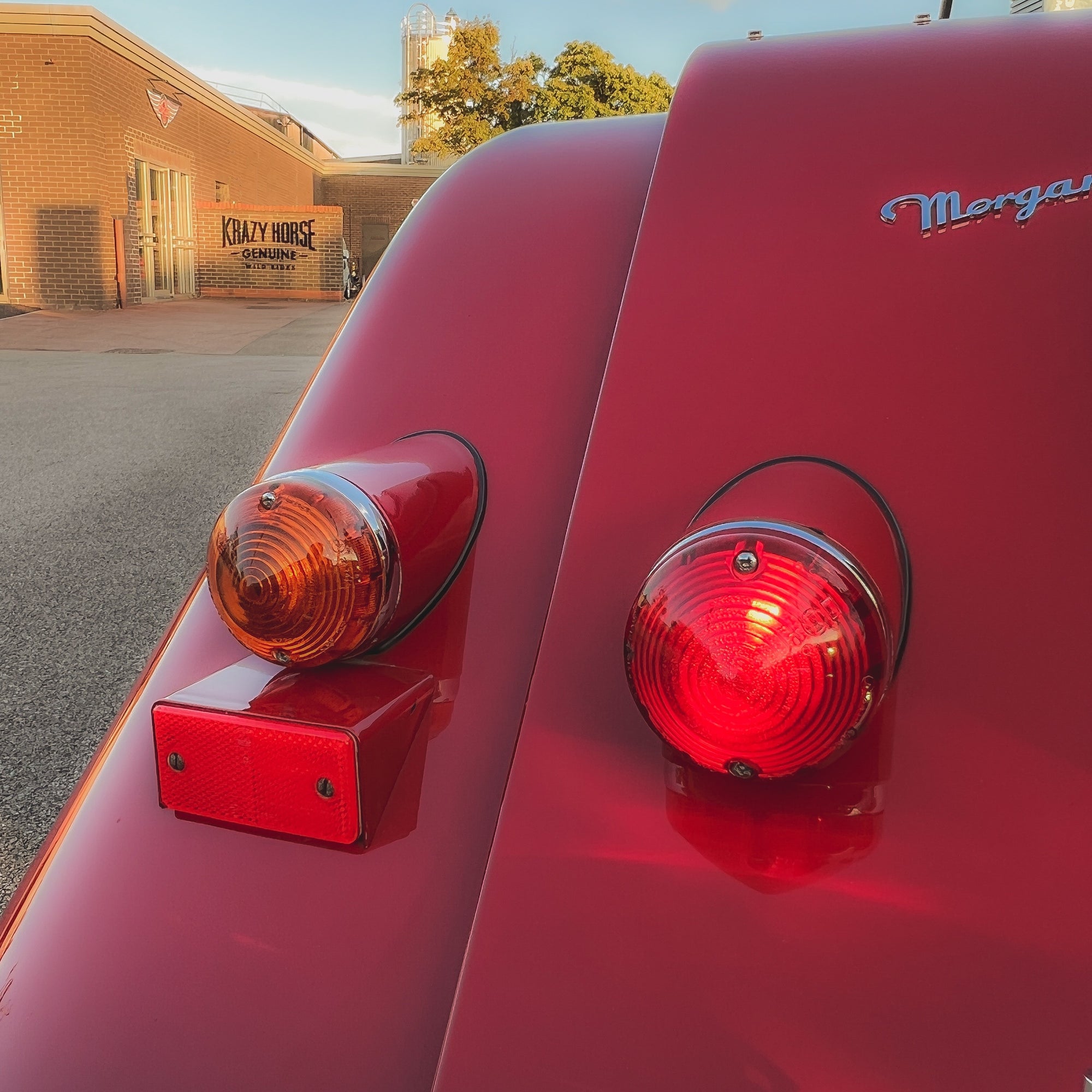 SOLD - Morgan Plus 4 2.0 16v - Morgan Classic Sport Red