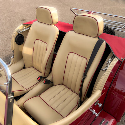 Morgan Plus 4 2.0 16v - Classic Morgan Anniversary Red