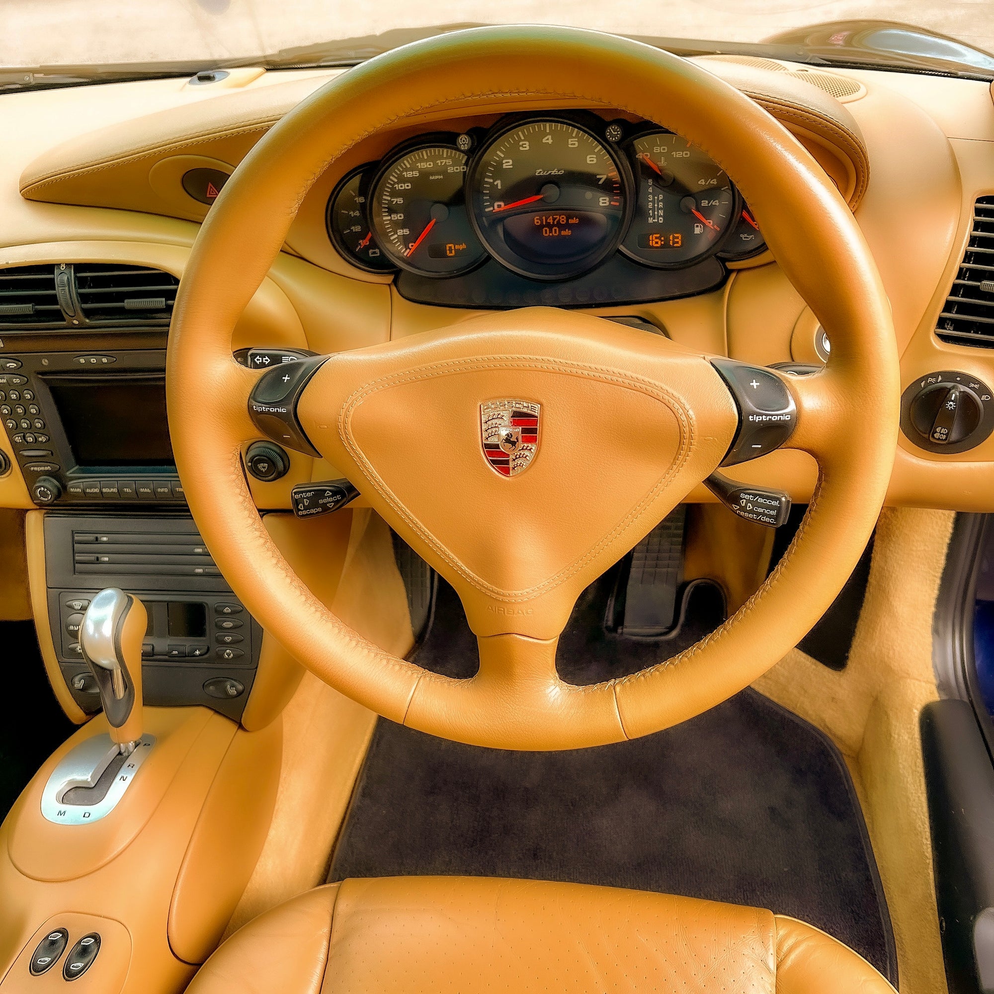 Porsche 996 911 Turbo - Porsche Midnight Blue