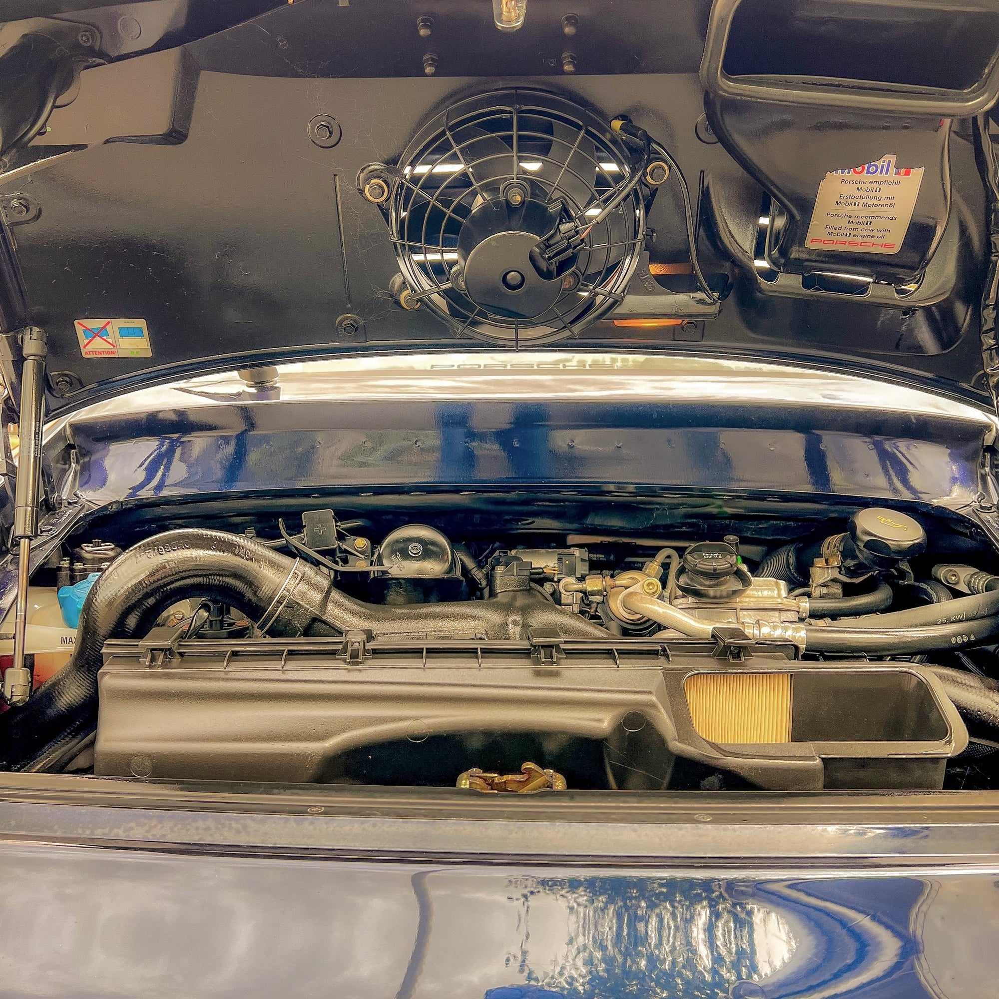 Porsche 996 911 Turbo - Porsche Midnight Blue