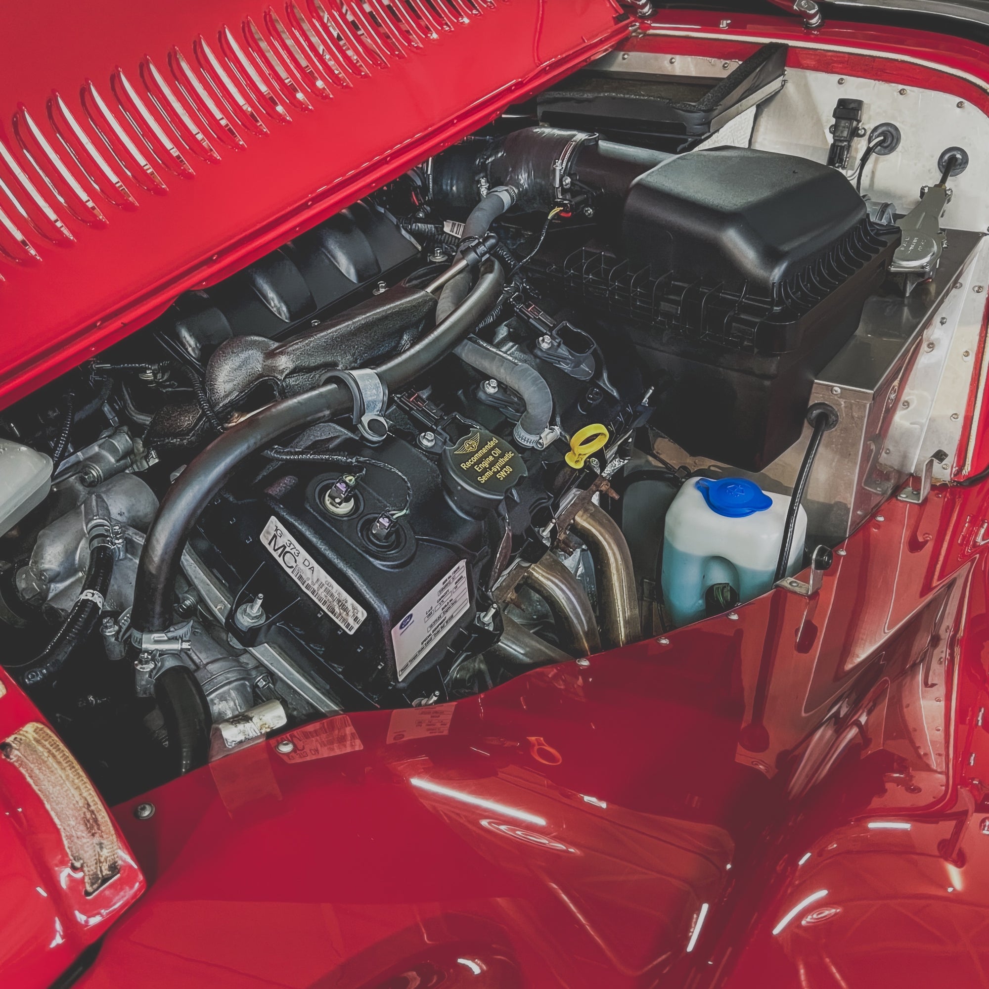 Morgan Roadster 3.7 V6 280 Bhp - Morgan Sport Red