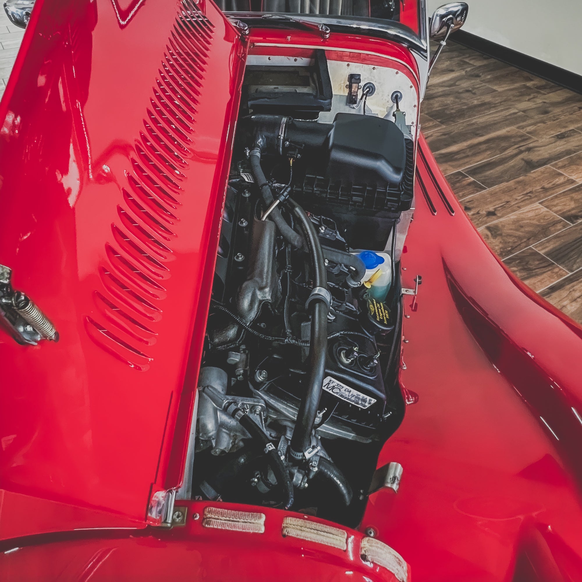 Morgan Roadster 3.7 V6 280 Bhp - Morgan Sport Red