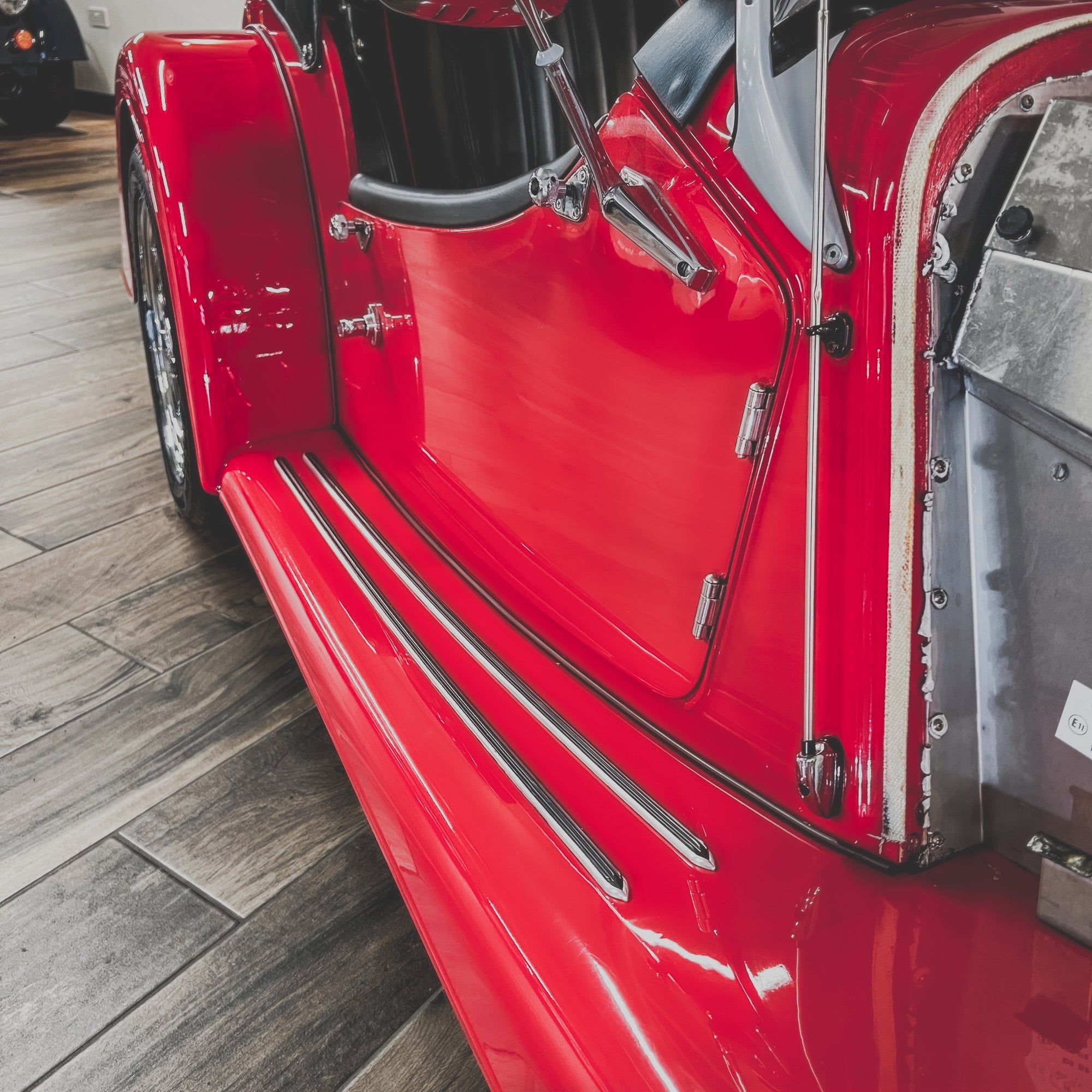 Morgan Roadster 3.7 V6 280 Bhp - Morgan Sport Red