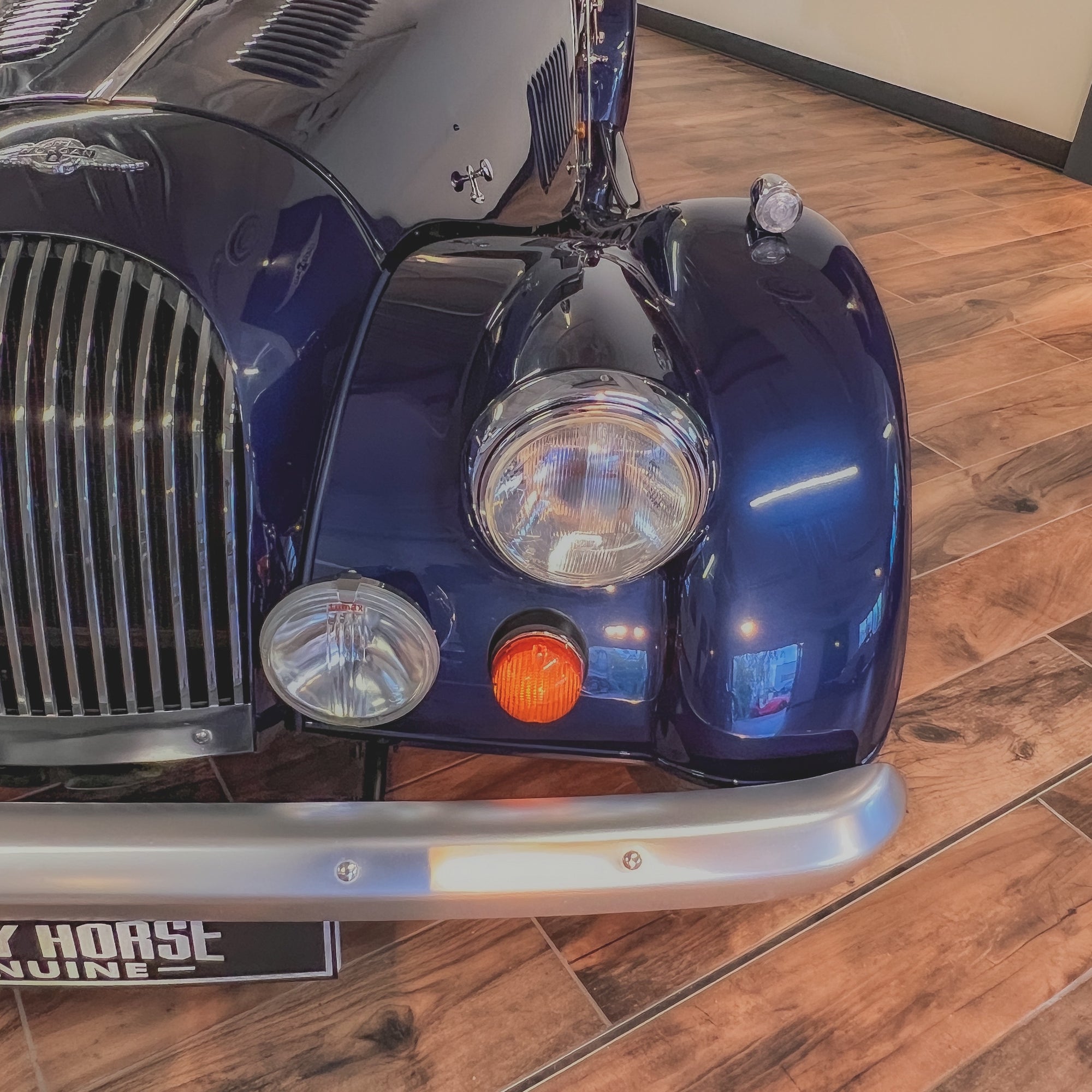 Morgan Plus 8 3.9 V8 - Iris Blue Metallic