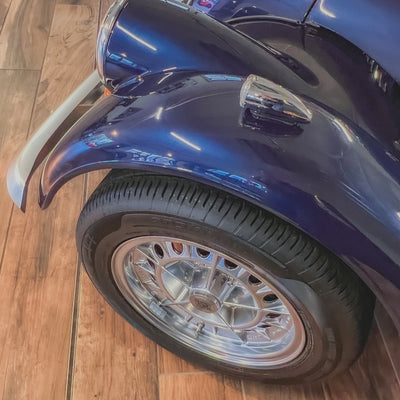 Morgan Plus 8 3.9 V8 - Iris Blue Metallic