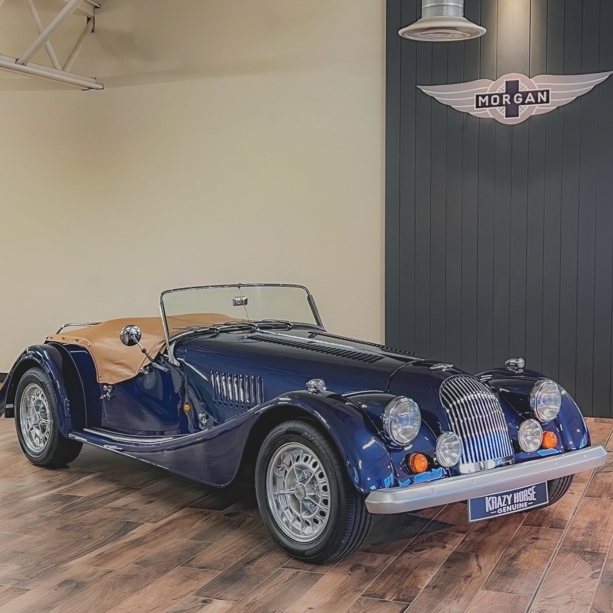 Morgan Plus 8 3.9 V8 - Iris Blue Metallic
