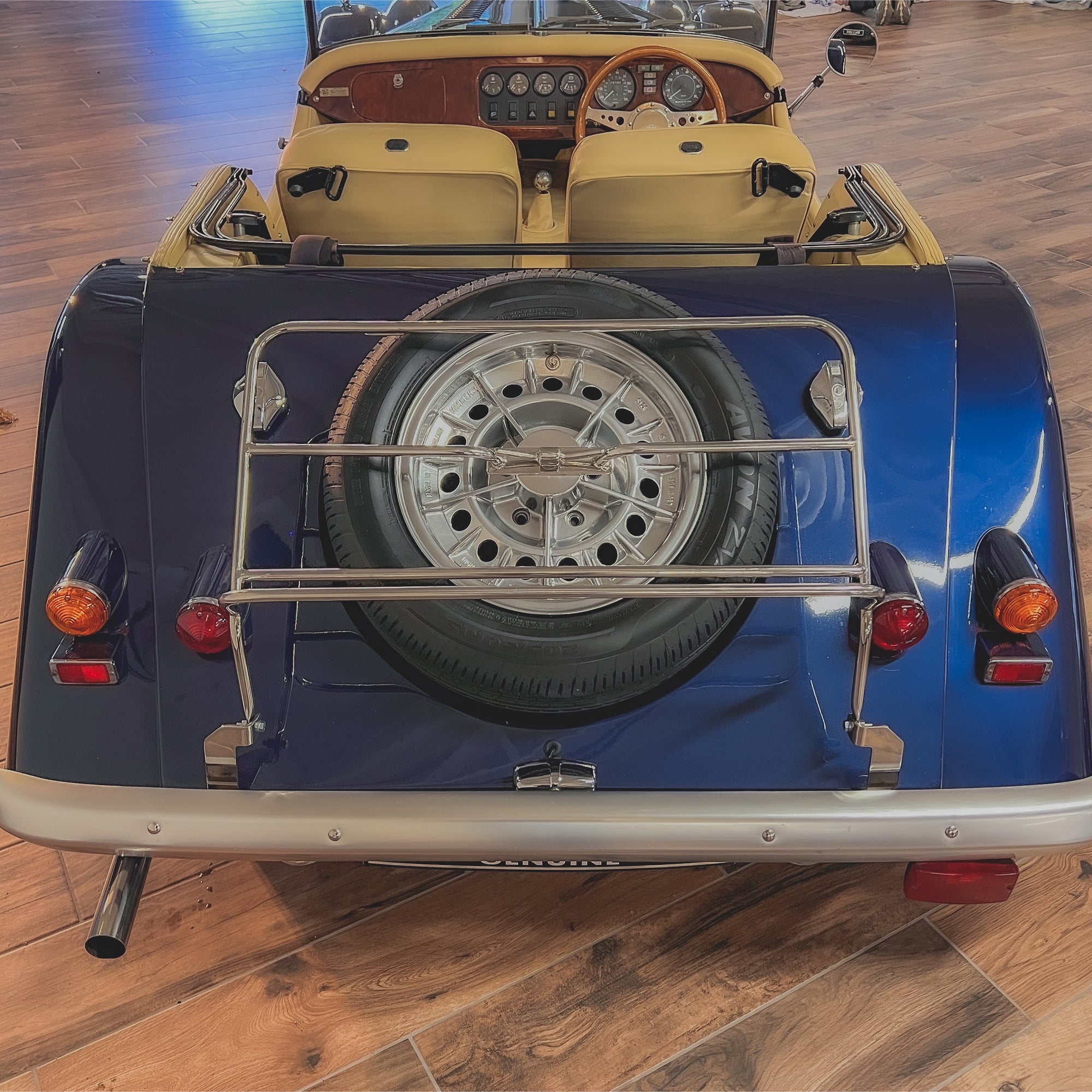 Morgan Plus 8 3.9 V8 - Iris Blue Metallic