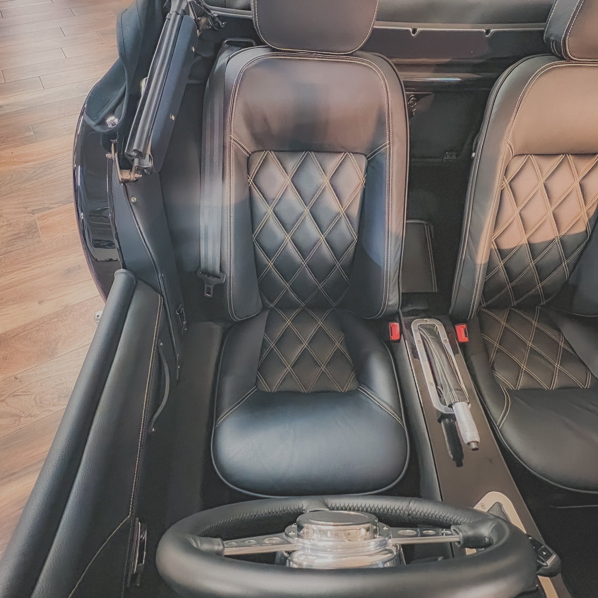 SOLD - Morgan Plus Six Shadow - Mythos Black Pearlescent