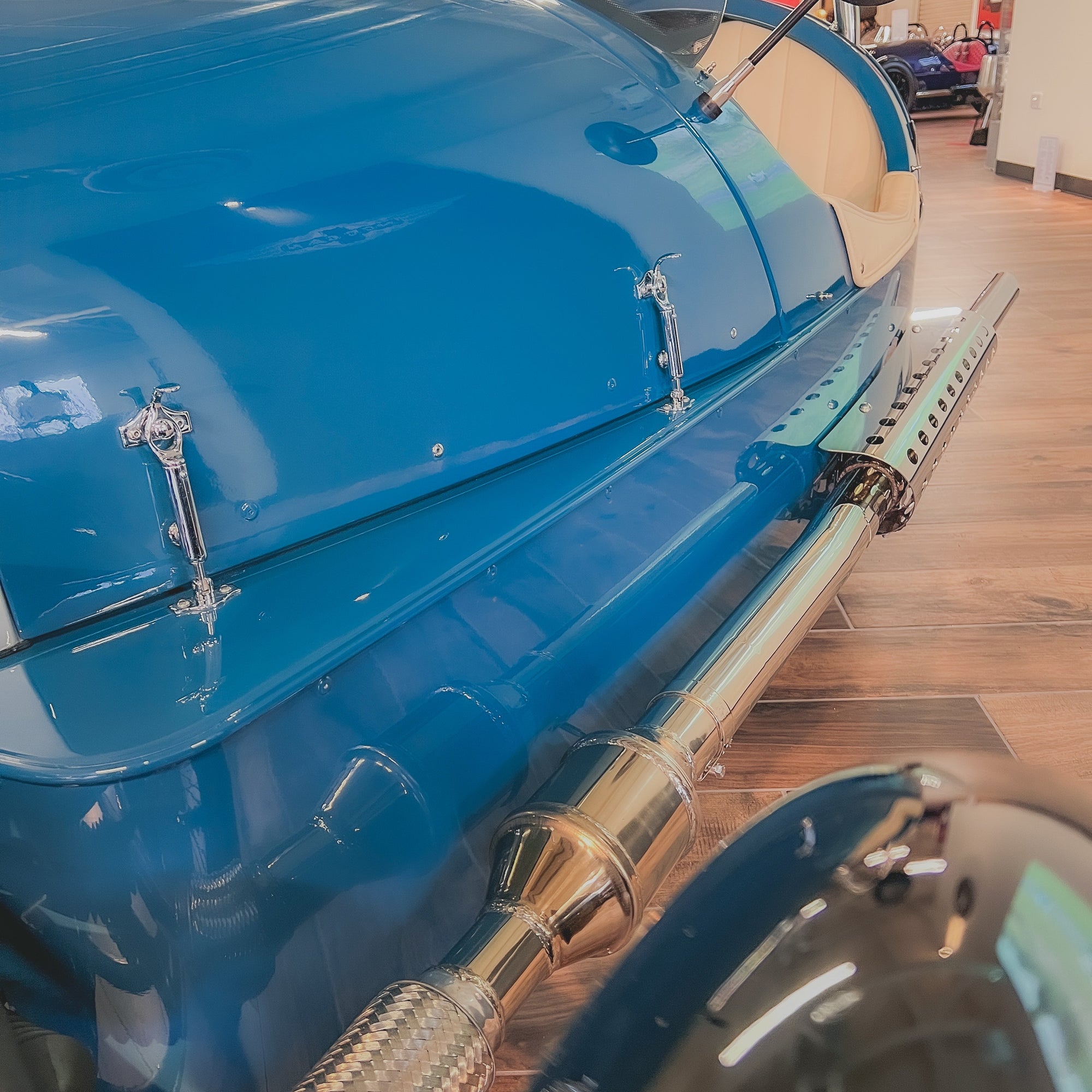 EU4 Morgan 3 Wheeler - Squadron Blue