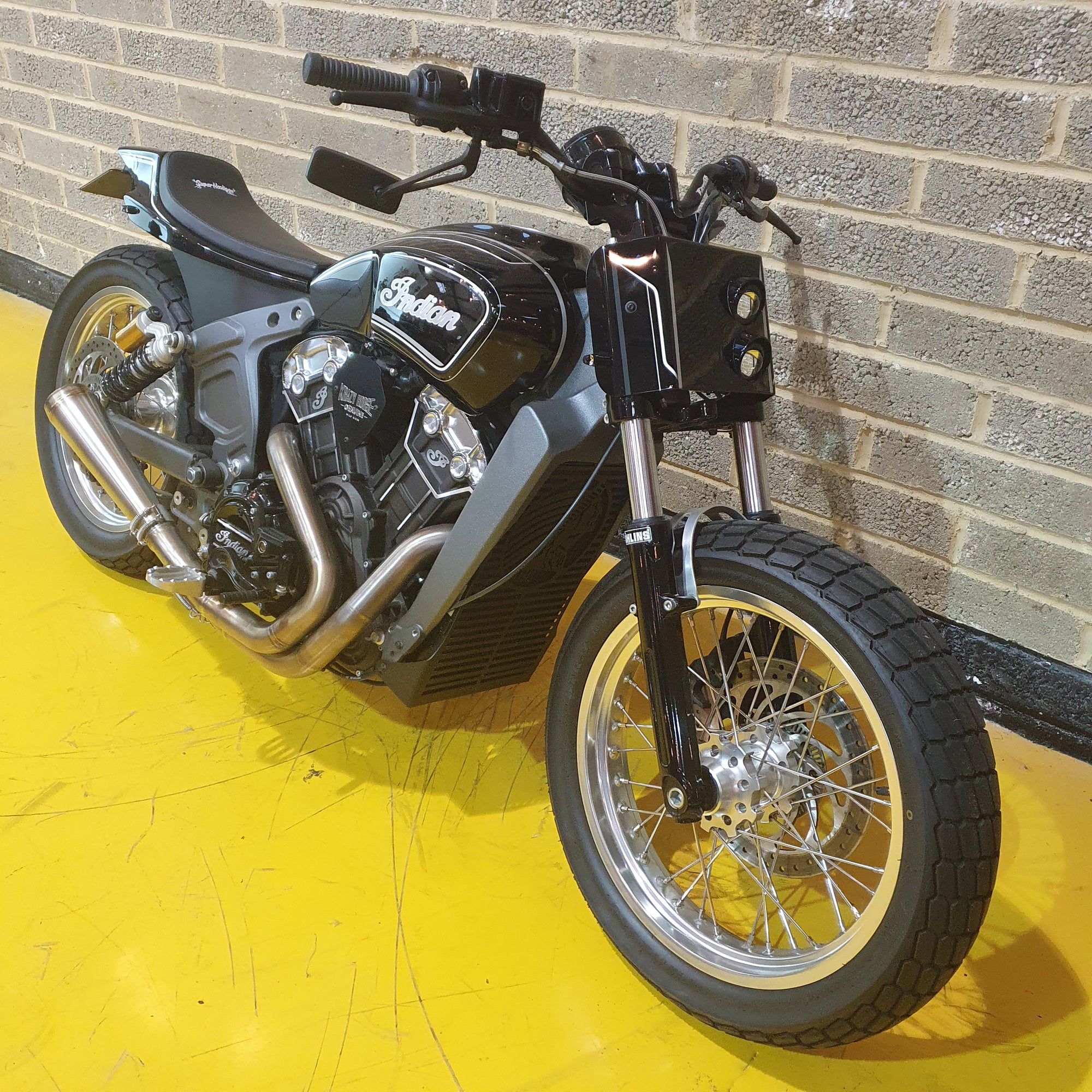 Indian KH Super Hooligan - Custom Gloss Black