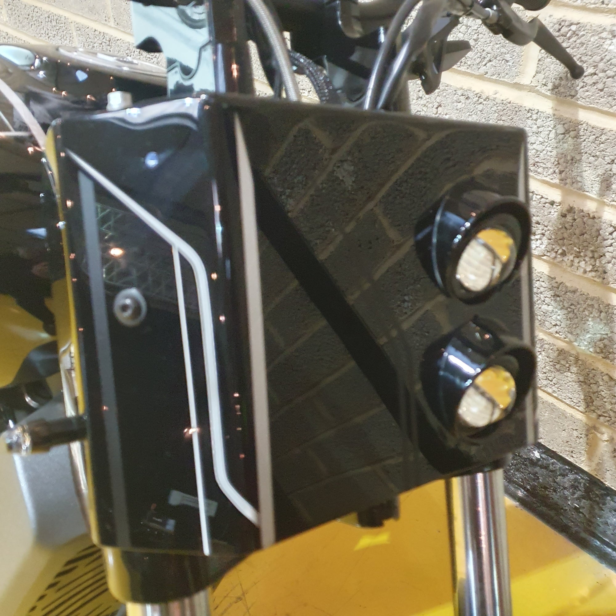 Indian KH Super Hooligan - Custom Gloss Black