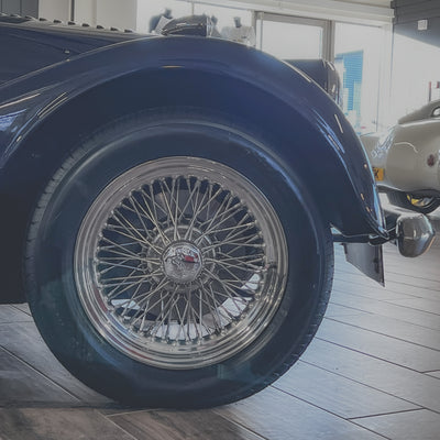 Morgan 4/4 1.8 Twin Cam 16v Ford Z-tec - Morgan Classic Indigo Blue