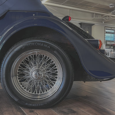 Morgan 4/4 1.8 Twin Cam 16v Ford Z-tec - Morgan Classic Indigo Blue