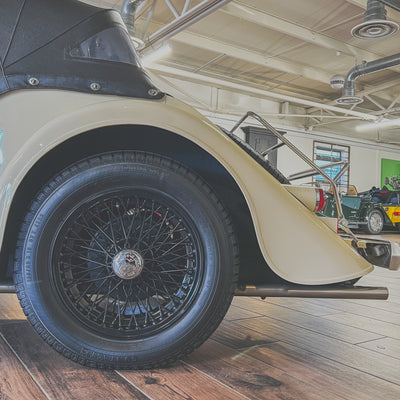 Morgan 4/4 1.6 Ford - Morgan Classic Old English White