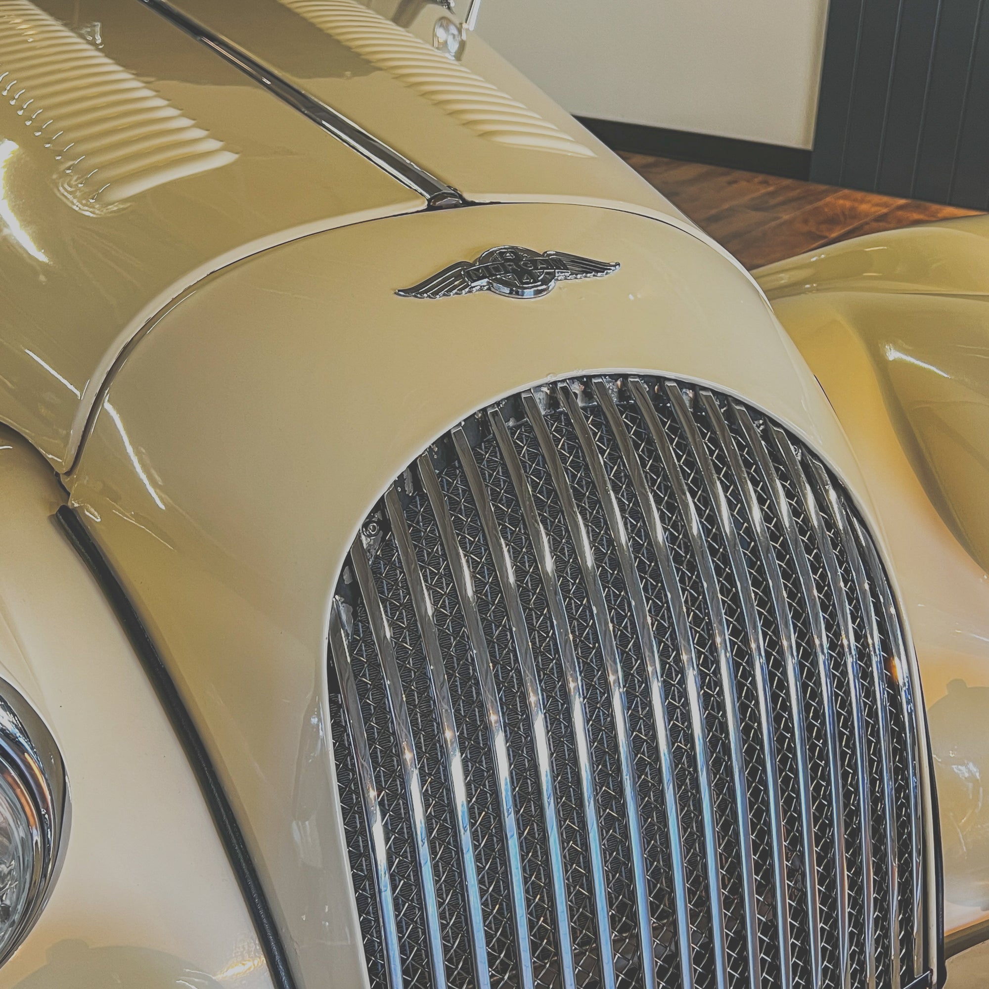 Morgan 4/4 1.6 Ford - Morgan Classic Old English White