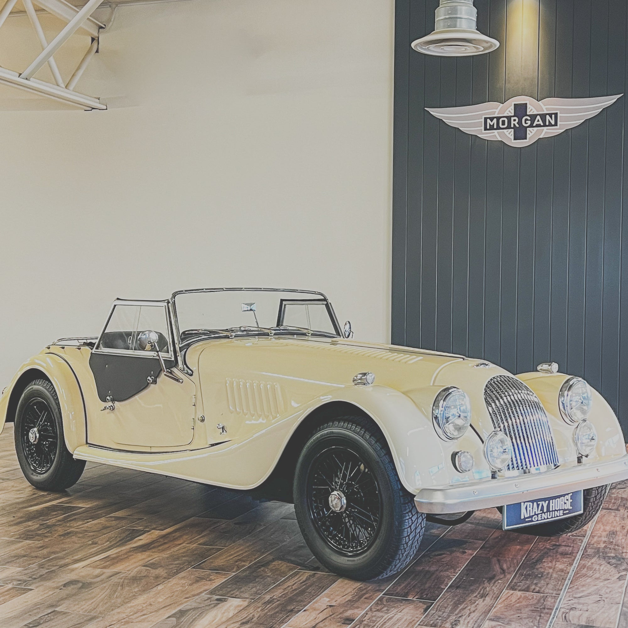 Morgan 4/4 1.6 Ford - Morgan Classic Old English White
