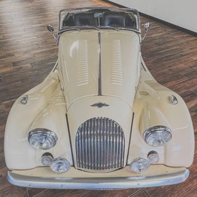 Morgan 4/4 1.6 Ford - Morgan Classic Old English White