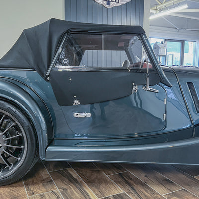 SOLD - Morgan Plus Six 3.0 Automatic - Classic Porsche Adventure Green pearlescent