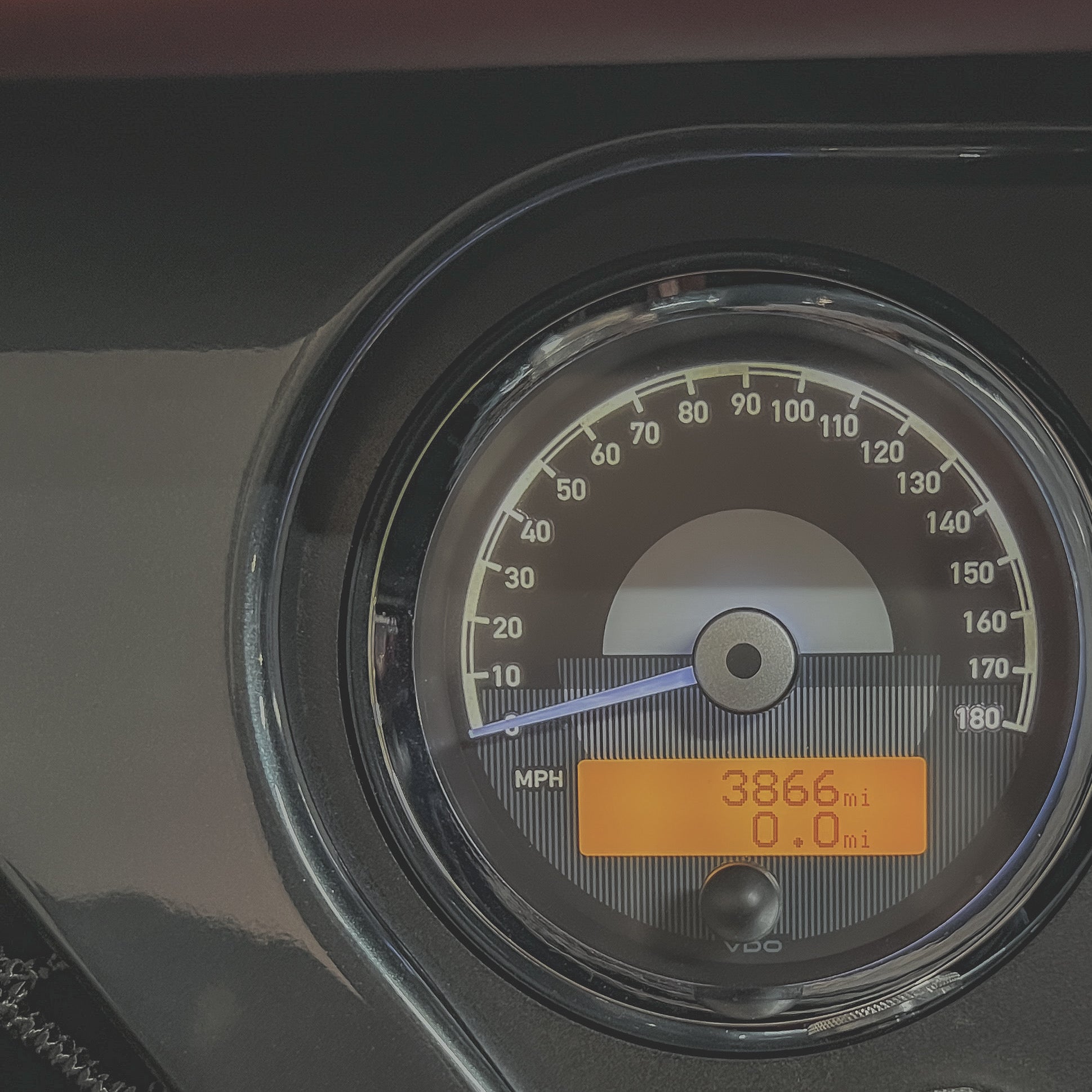 SOLD - Morgan Plus Six 3.0 Automatic - Classic Porsche Adventure Green pearlescent